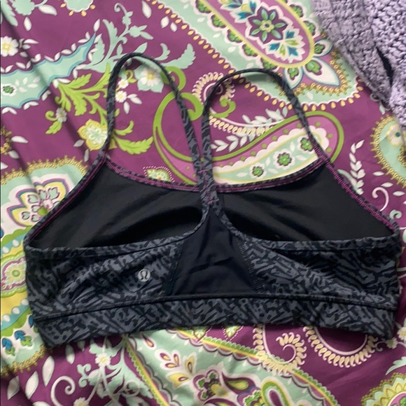 Lulu lemon sports bra - Picture 2 of 2